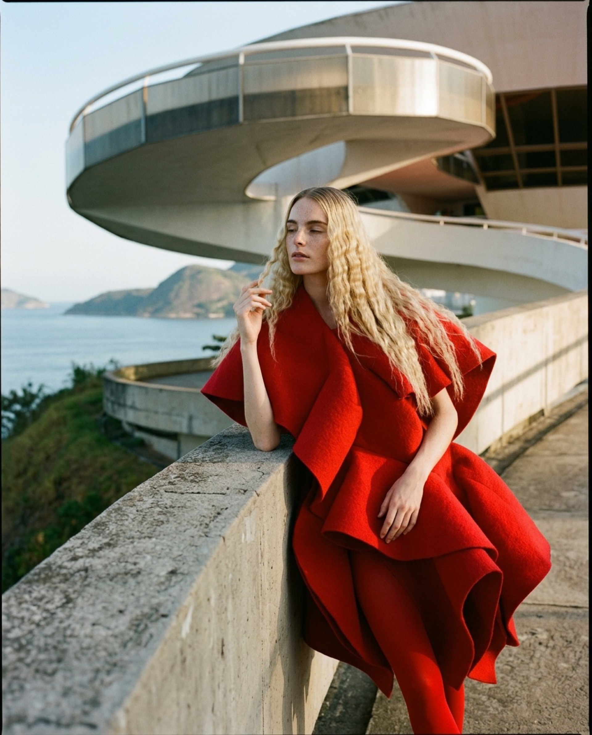 Fashion Photography at Museu de Arte Contemporânea de Niterói