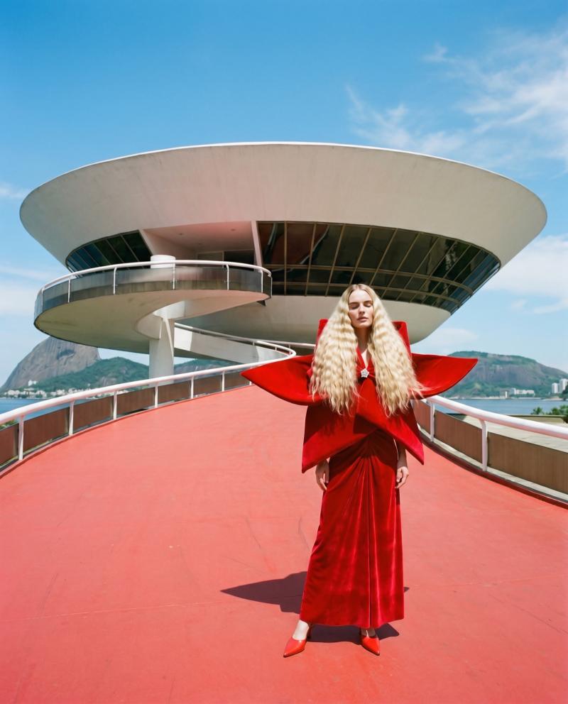 Fashion Photography at Museu de Arte Contemporânea de Niterói